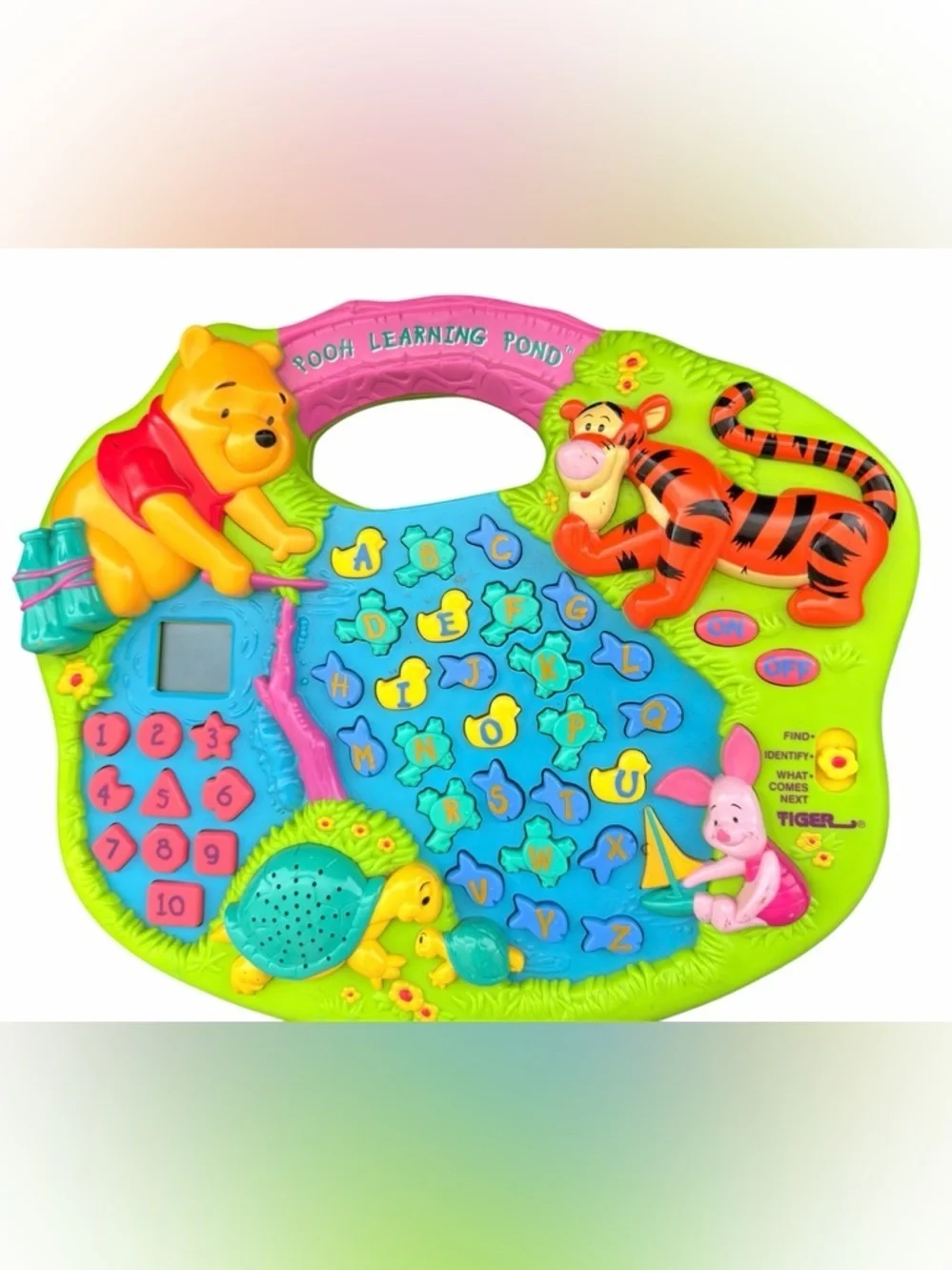 Vintage lovely Disney Winnie The Pooh Learning Pond Vintage in good condition
